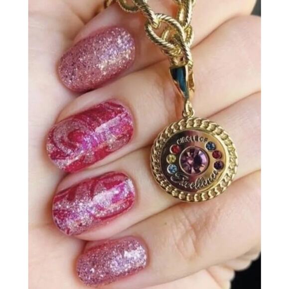 Color Street Nail Strips Feeling Marble-ous - Picture 4 of 10